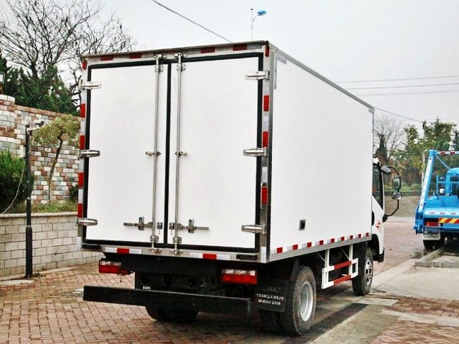 解放虎V国五4.2米冷藏车4.jpg